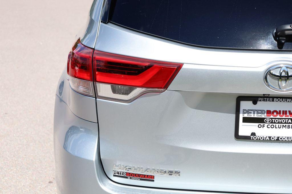 used 2018 Toyota Highlander car, priced at $19,343