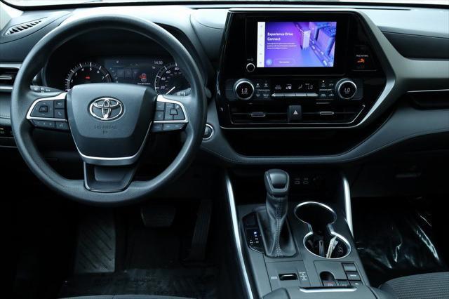 used 2023 Toyota Highlander car, priced at $37,999