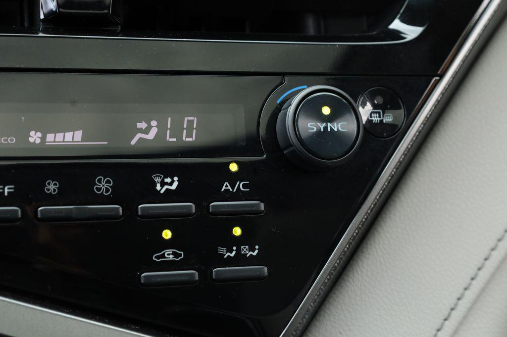 used 2024 Toyota Camry Hybrid car, priced at $29,525