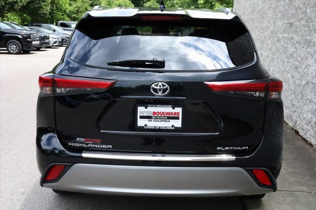 used 2023 Toyota Highlander car, priced at $42,317