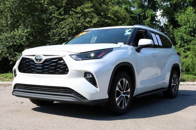 used 2022 Toyota Highlander car, priced at $36,969