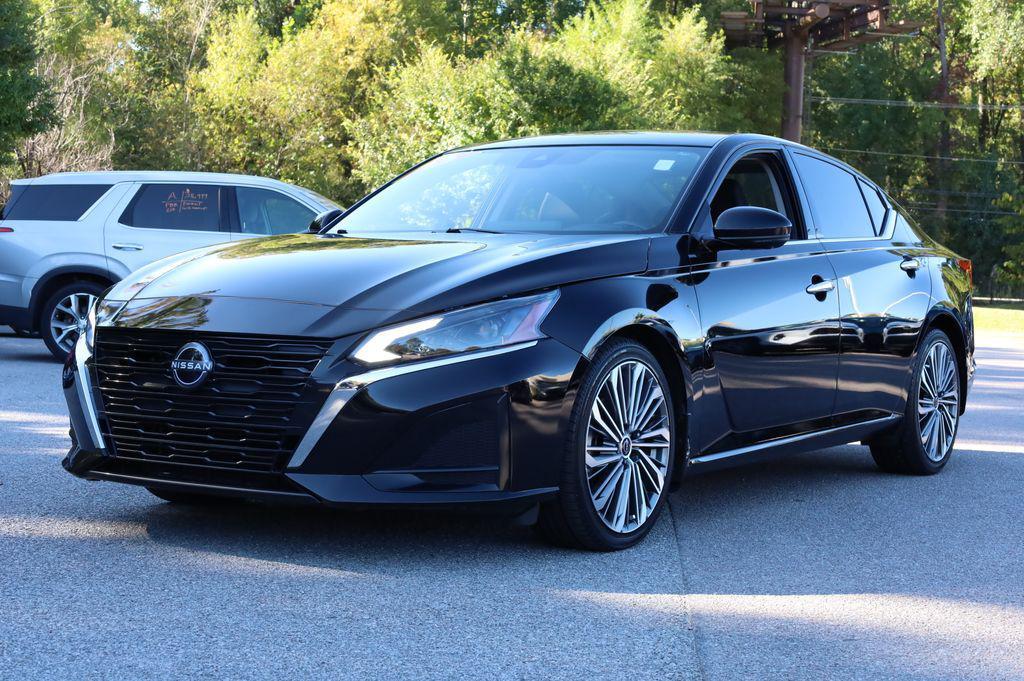 used 2023 Nissan Altima car, priced at $21,891