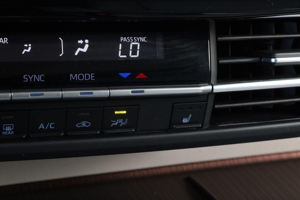 used 2024 Toyota Sienna car, priced at $42,658