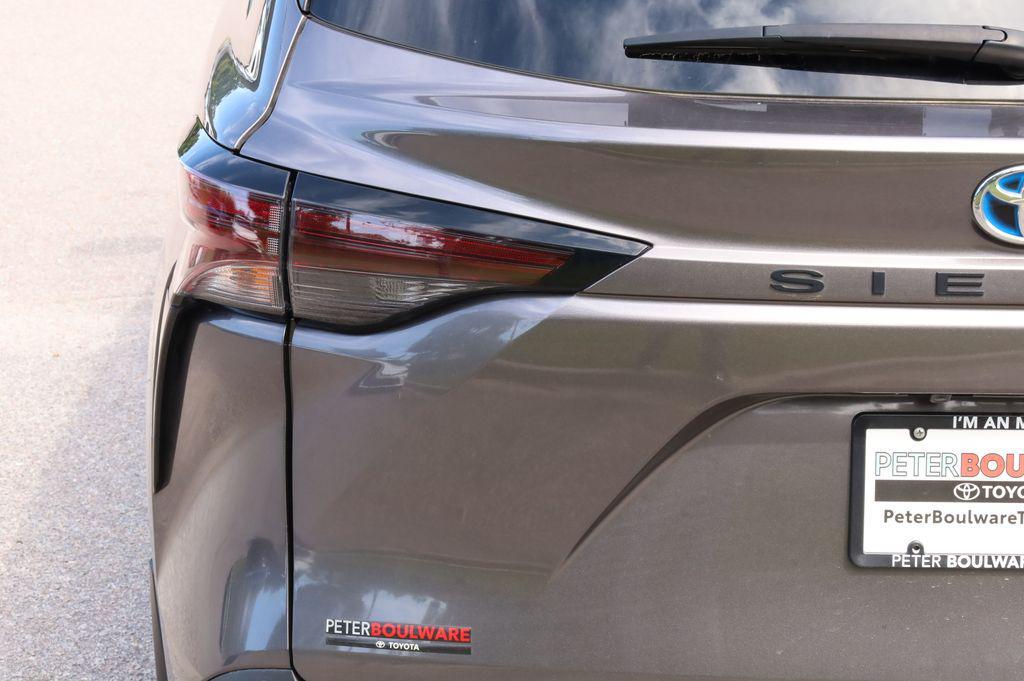 used 2024 Toyota Sienna car, priced at $42,658