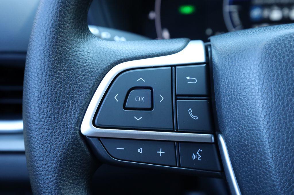 new 2026 Toyota Highlander Hybrid car, priced at $48,290