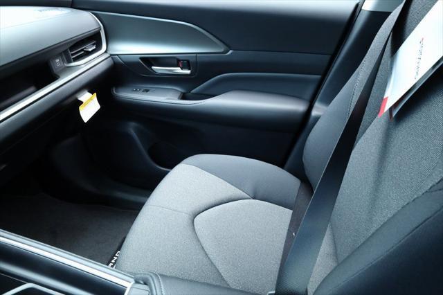 new 2025 Toyota Highlander car, priced at $44,415