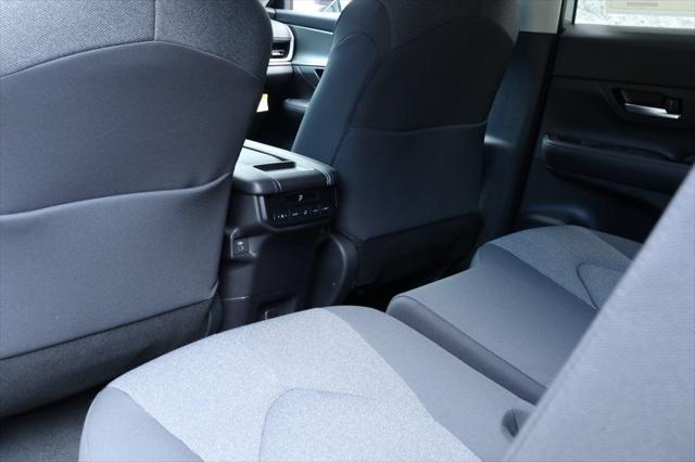 new 2025 Toyota Highlander car, priced at $44,415