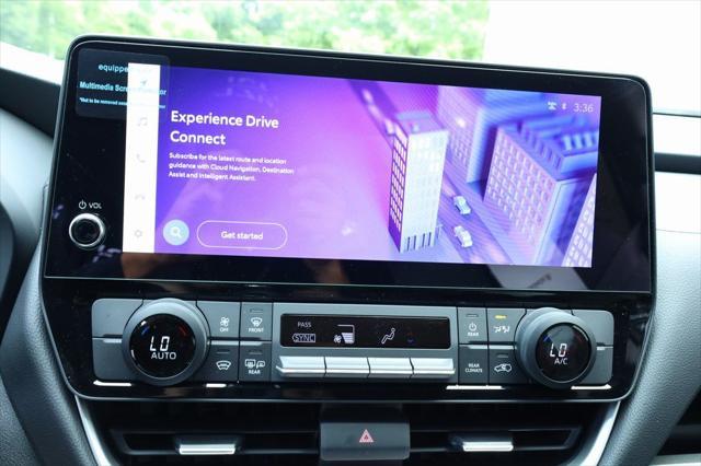 new 2025 Toyota Highlander car, priced at $44,415