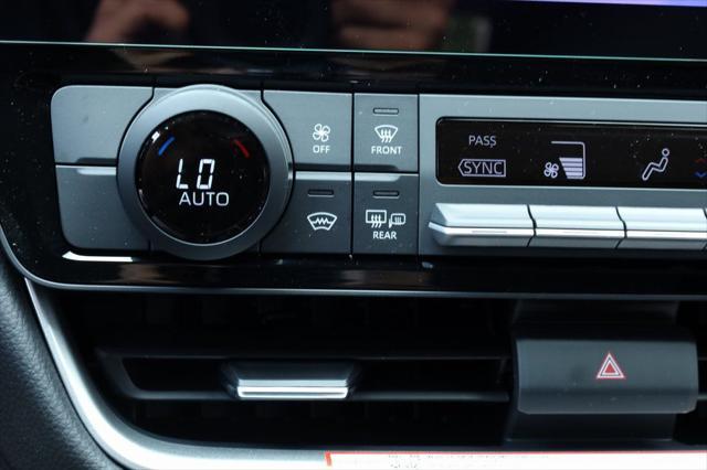 new 2025 Toyota Highlander car, priced at $44,415