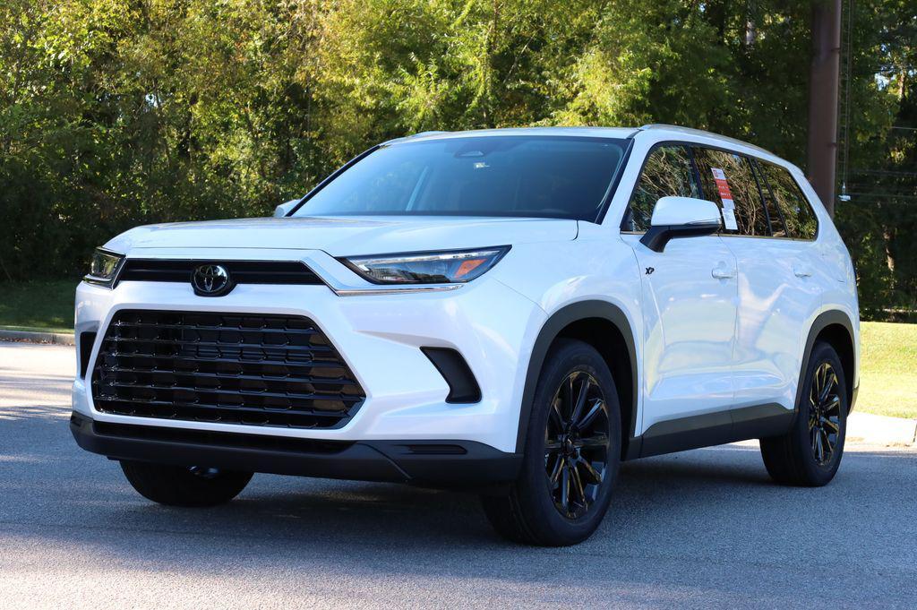 new 2026 Toyota Grand Highlander Hybrid car, priced at $51,860