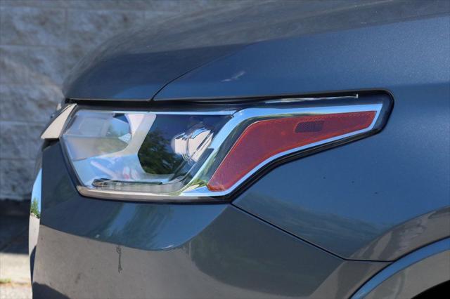 used 2019 Chevrolet Traverse car, priced at $22,147