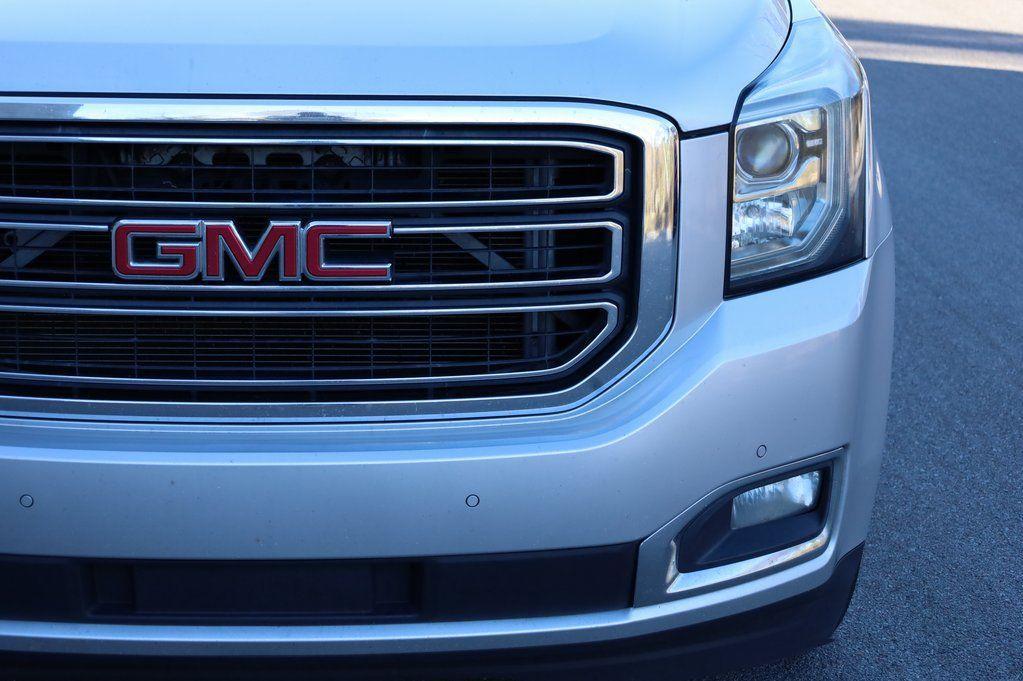 used 2016 GMC Yukon XL car, priced at $15,989