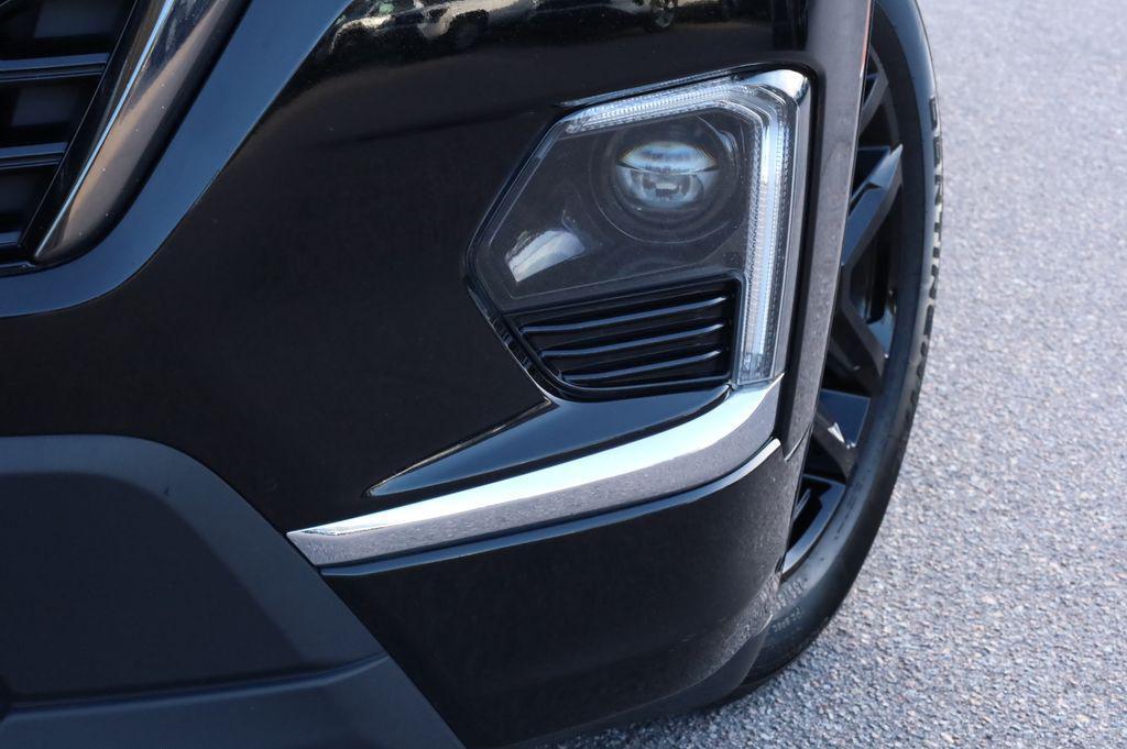 used 2023 Chevrolet Traverse car, priced at $36,215