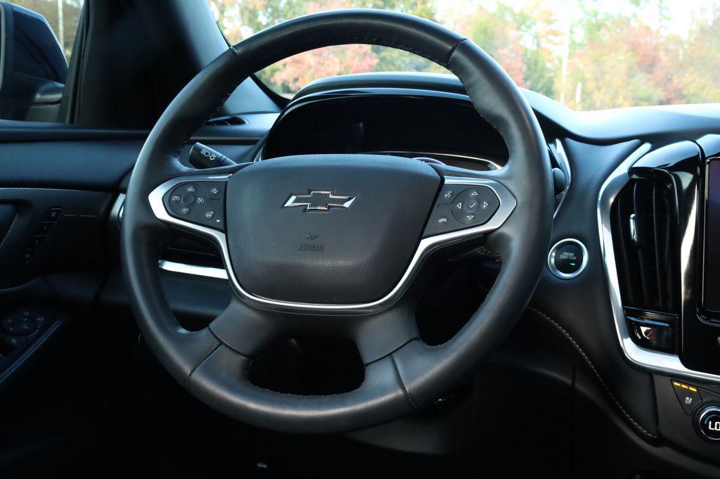 used 2023 Chevrolet Traverse car, priced at $36,215