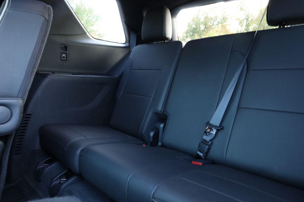 used 2023 Chevrolet Traverse car, priced at $36,215