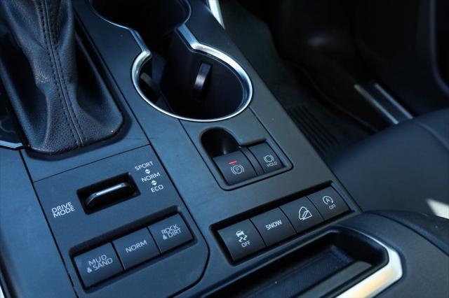 used 2022 Toyota Highlander car, priced at $39,590
