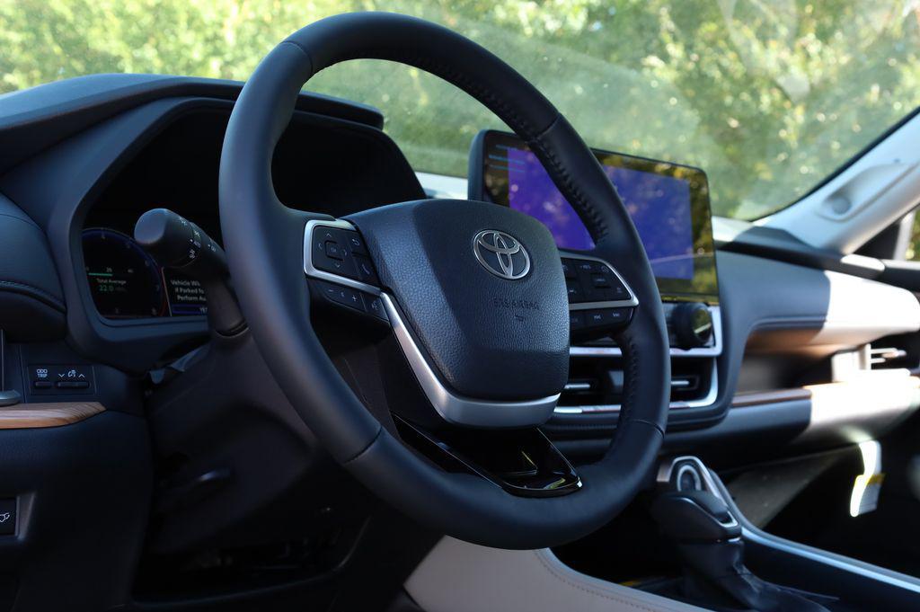 new 2026 Toyota Grand Highlander car, priced at $55,647