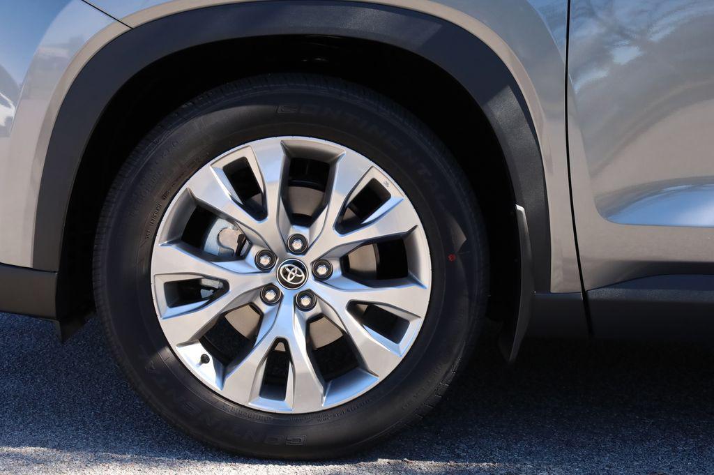 new 2026 Toyota Grand Highlander car, priced at $55,647