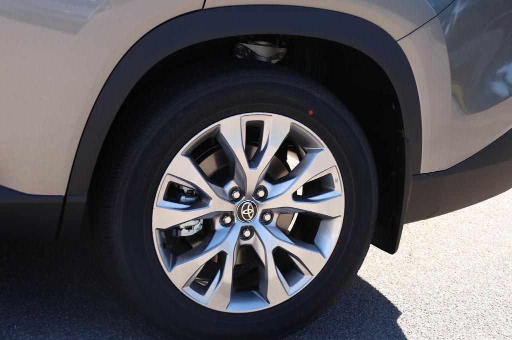 new 2026 Toyota Grand Highlander car, priced at $55,647