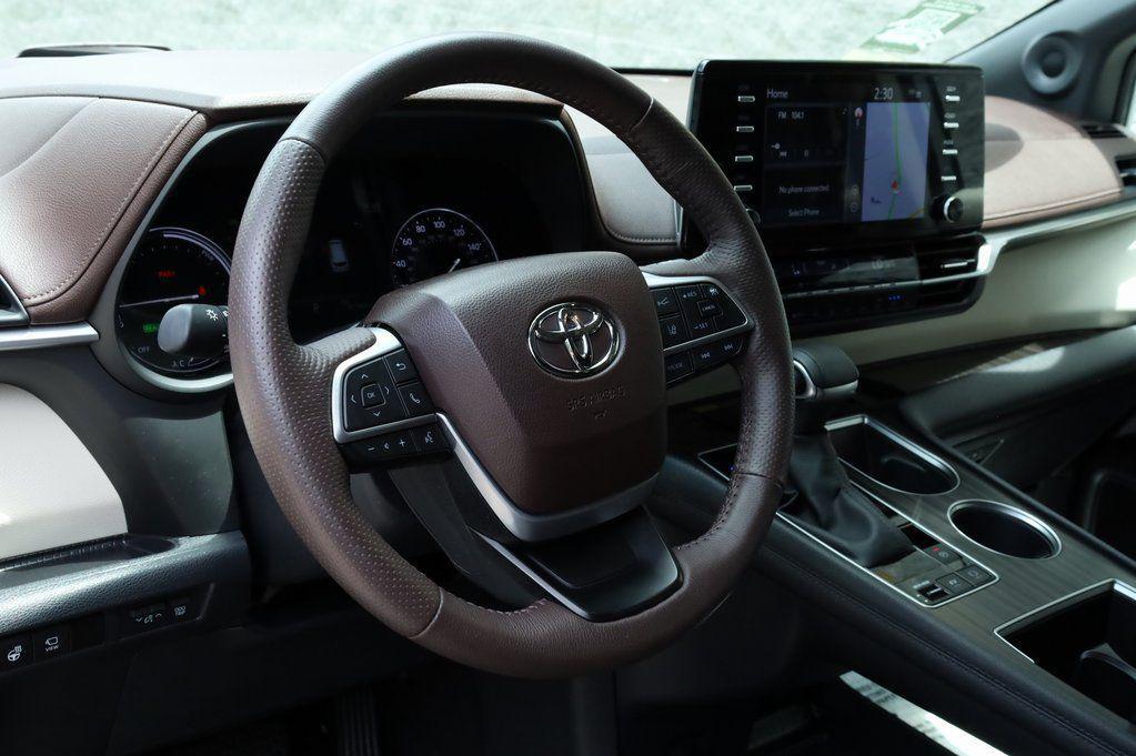 used 2024 Toyota Sienna car, priced at $52,598