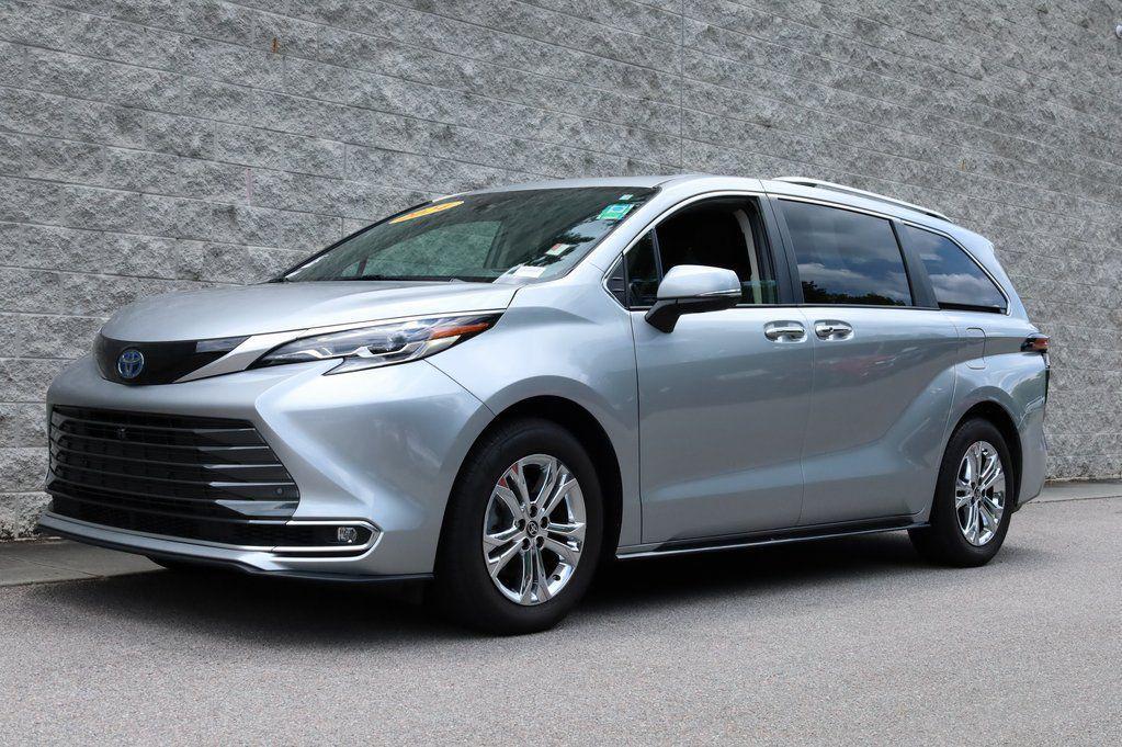 used 2024 Toyota Sienna car, priced at $52,598