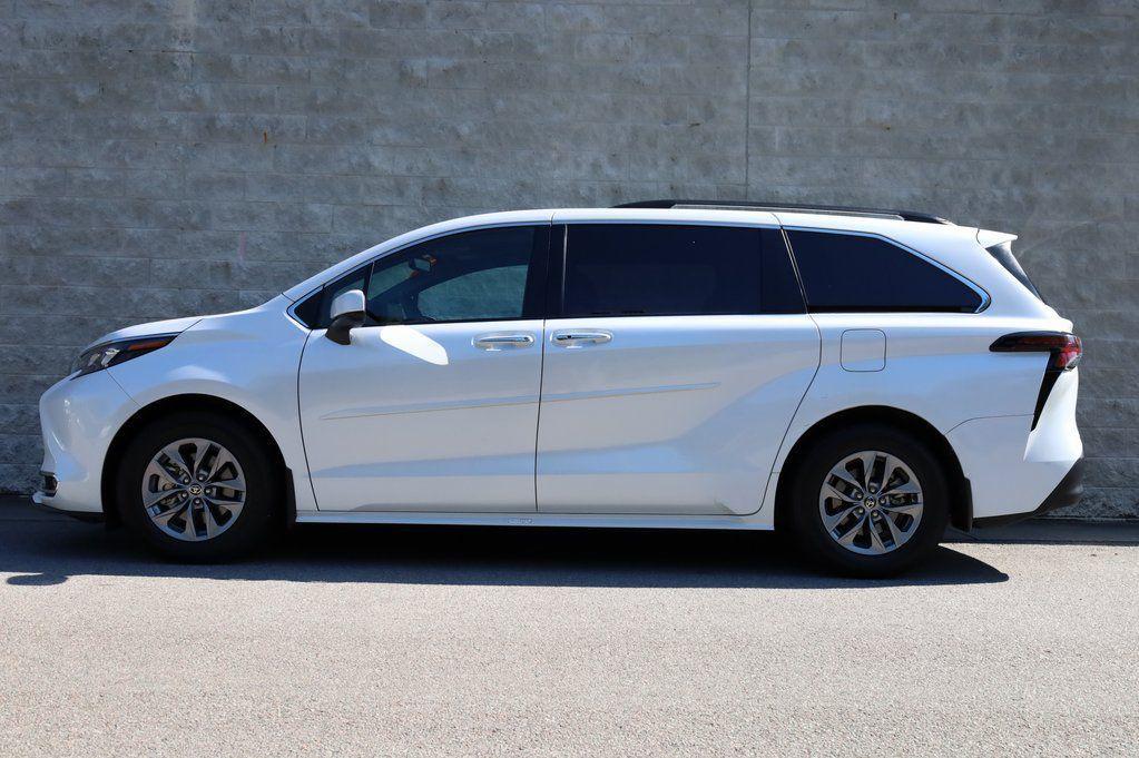 used 2024 Toyota Sienna car, priced at $38,999