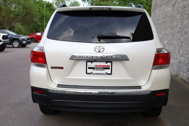 used 2013 Toyota Highlander car, priced at $17,664