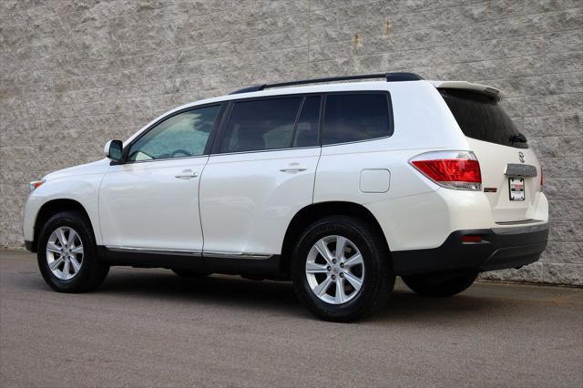 used 2013 Toyota Highlander car, priced at $17,664