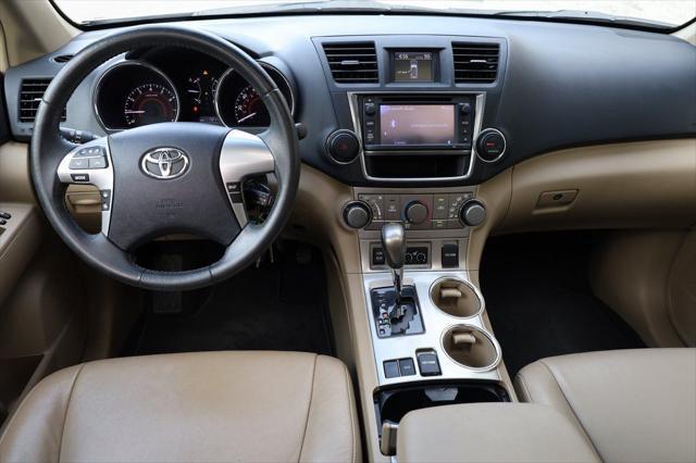 used 2013 Toyota Highlander car, priced at $17,664