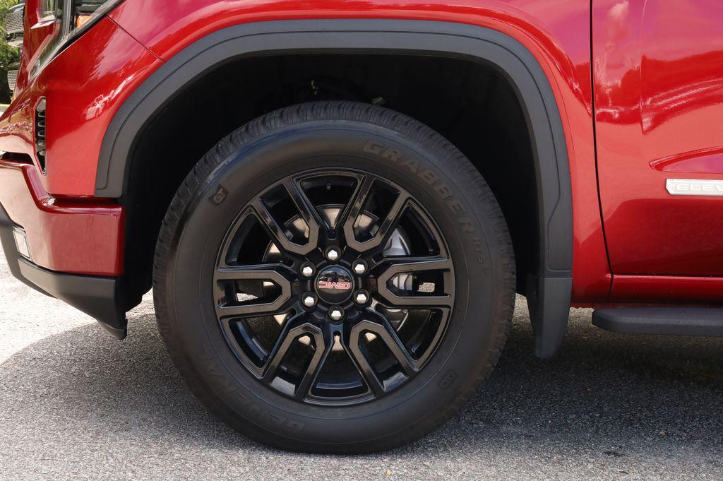 used 2023 GMC Sierra 1500 car, priced at $41,744