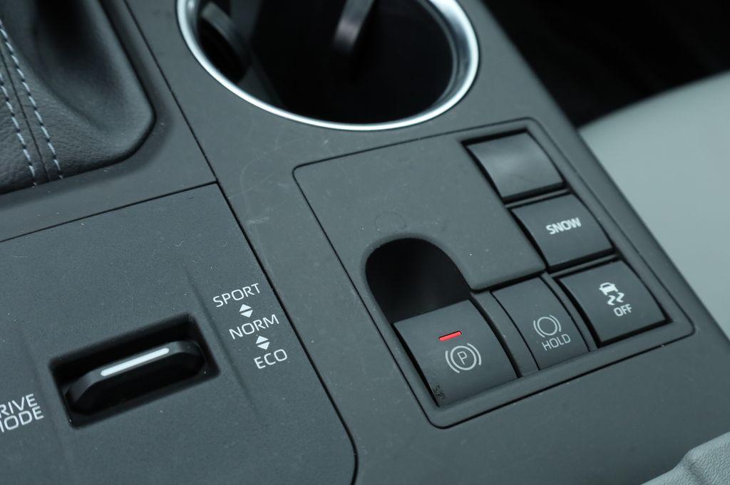 used 2024 Toyota Highlander car, priced at $41,882