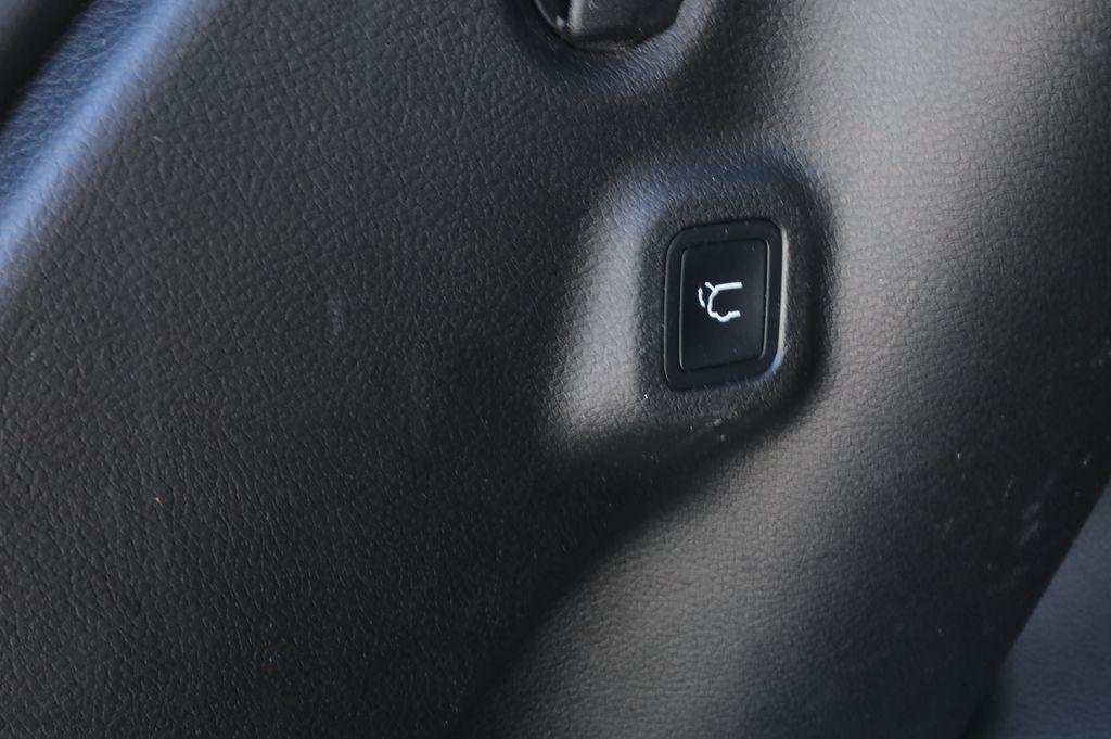 used 2022 Jeep Compass car, priced at $18,795