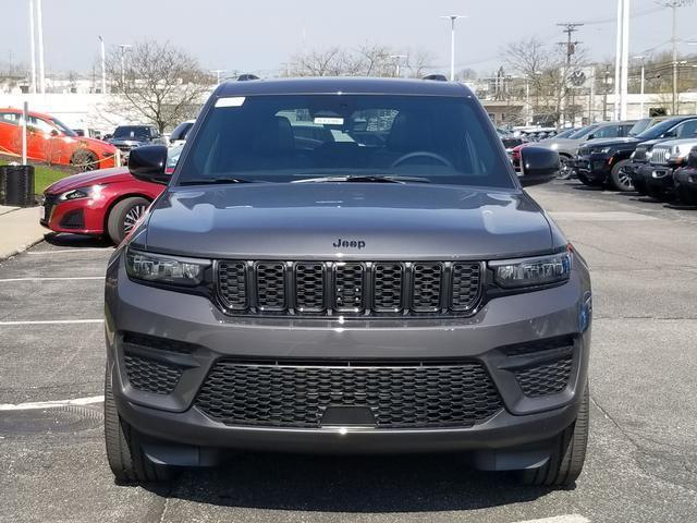 new 2025 Jeep Grand Cherokee car, priced at $42,543