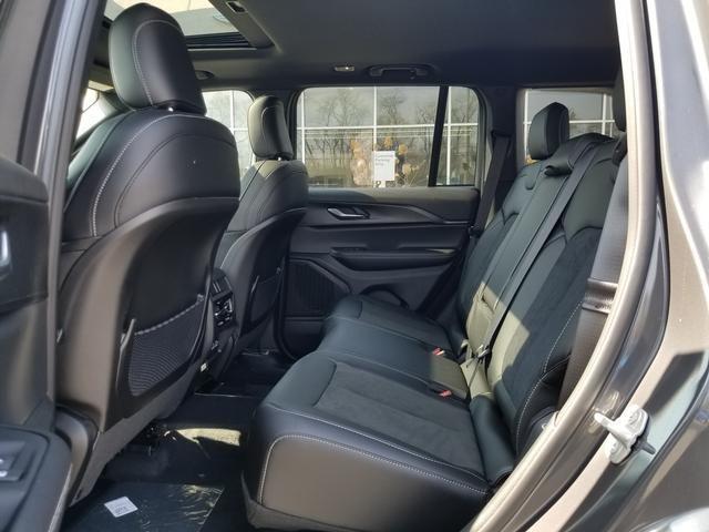 new 2025 Jeep Grand Cherokee car, priced at $42,543