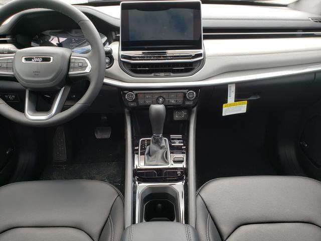 new 2025 Jeep Compass car, priced at $34,615