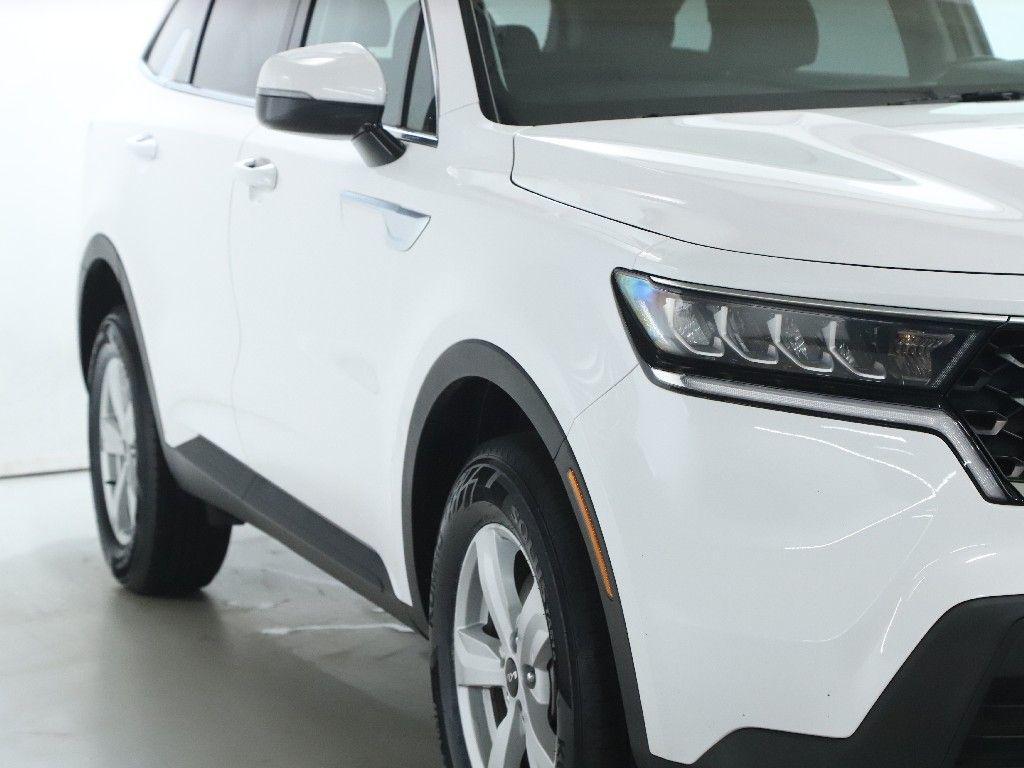 used 2022 Kia Sorento car, priced at $20,891