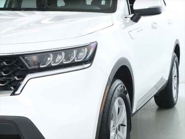 used 2022 Kia Sorento car, priced at $21,997