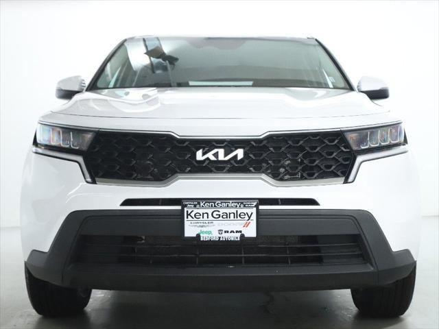 used 2022 Kia Sorento car, priced at $21,997
