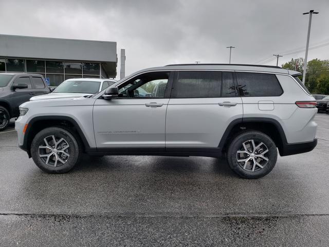 new 2024 Jeep Grand Cherokee L car, priced at $41,081