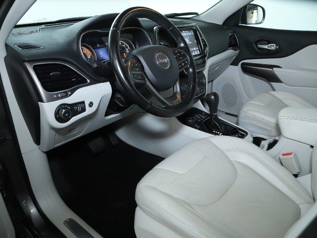 used 2021 Jeep Cherokee car, priced at $18,491