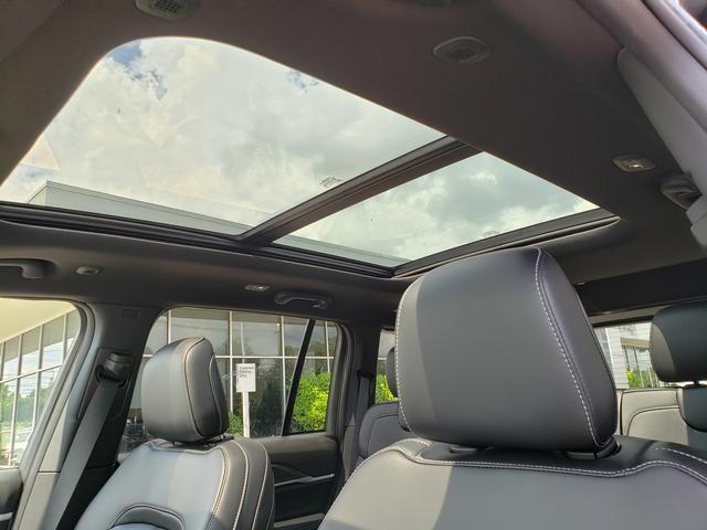 new 2025 Jeep Grand Cherokee car, priced at $45,806