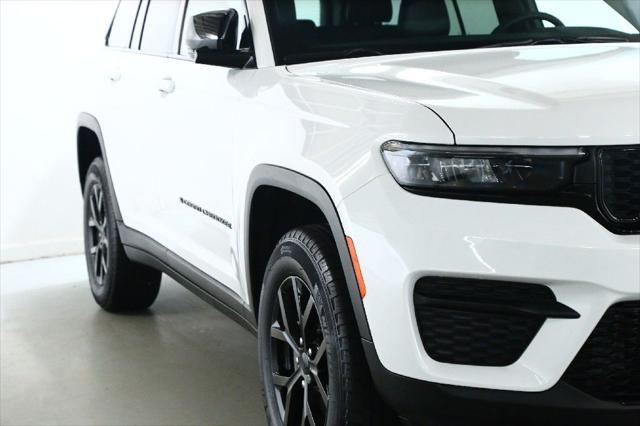 used 2025 Jeep Grand Cherokee car, priced at $39,991