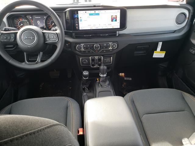 new 2025 Jeep Wrangler car, priced at $47,986