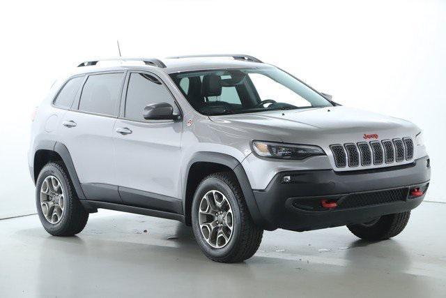 used 2020 Jeep Cherokee car, priced at $23,222