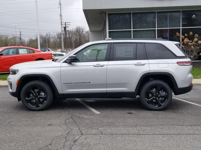 new 2025 Jeep Grand Cherokee car, priced at $45,331