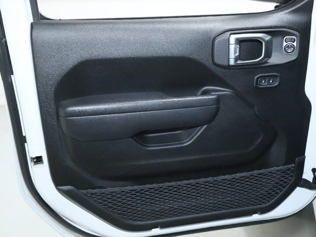 used 2025 Jeep Wrangler car, priced at $38,987