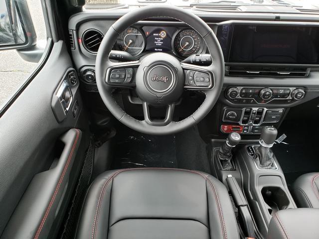 new 2025 Jeep Wrangler car, priced at $58,262