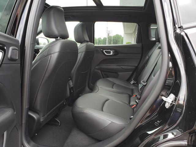 new 2025 Jeep Compass car, priced at $33,352