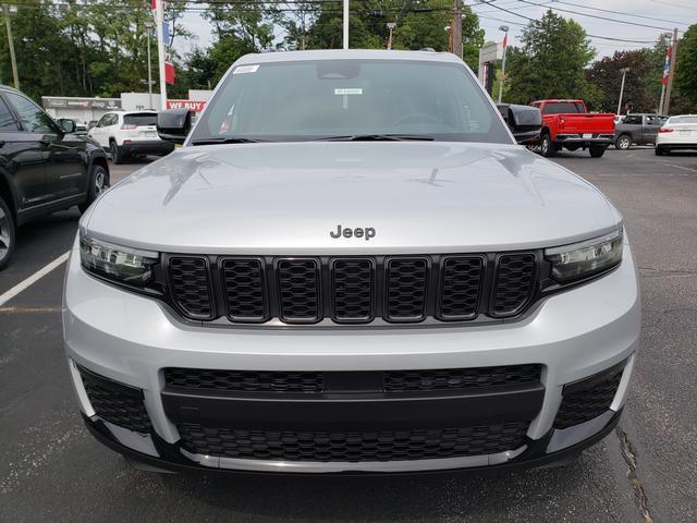 new 2024 Jeep Grand Cherokee L car, priced at $46,574