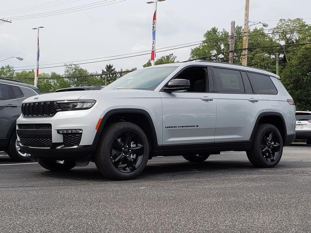 new 2024 Jeep Grand Cherokee L car, priced at $46,574